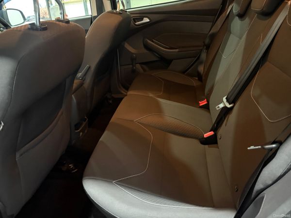 2015 Ford Focus Zetec 1.5 TDCi 95 Bhp 380859757