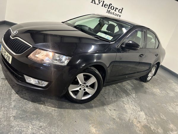 Skoda Octavia 2015 380875061
