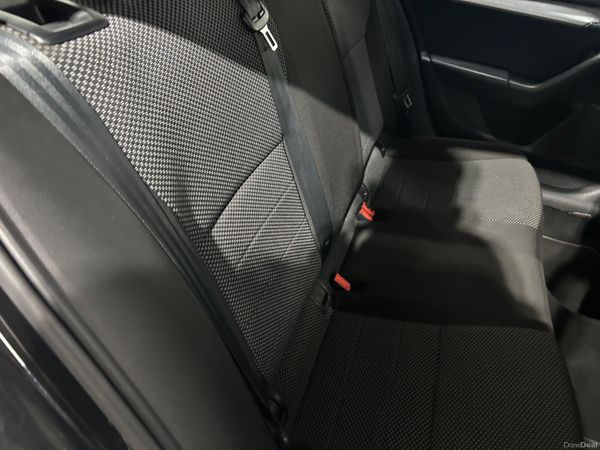 Skoda Octavia 2015 380875073