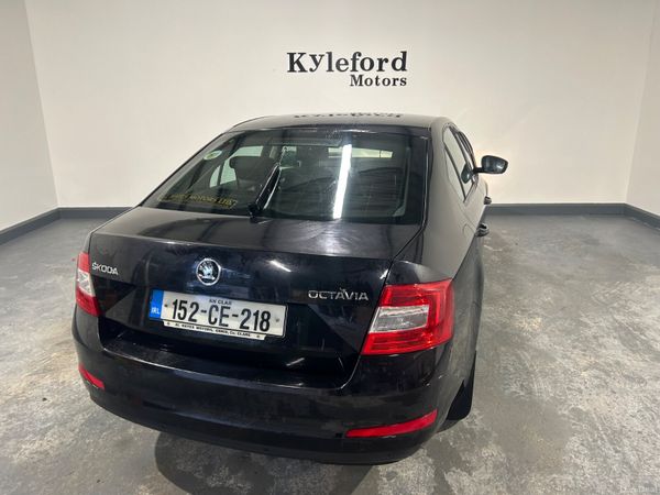 Skoda Octavia 2015 380875079