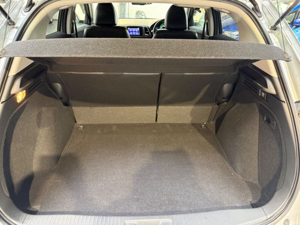 2015 Honda HR-V/Vezel 1.5 Hybrid Automatic 380880495