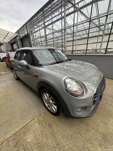 Mini Cooper. Auto. 91 Km. 1.5 D. 2-Year Warranty. 380887301