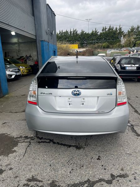 2012 Toyota prius hybrid 380896943