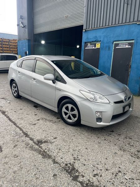 2012 Toyota prius hybrid 380896947