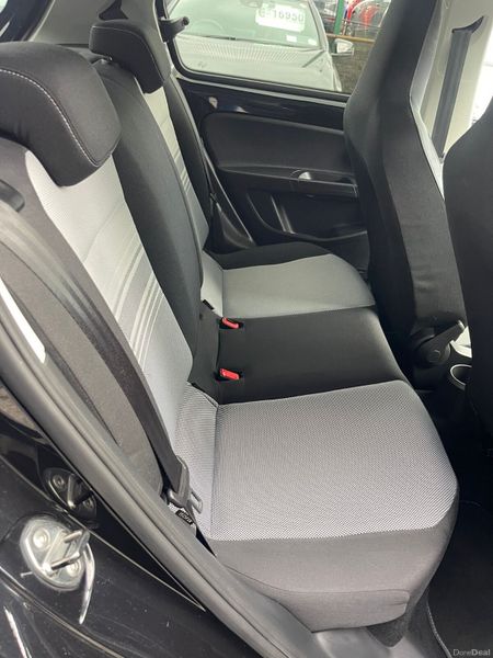 2013 volkswagen up 1.0 Automatic 380898205
