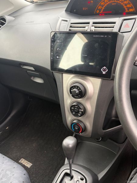 Toyota Vitz 2010 380801023