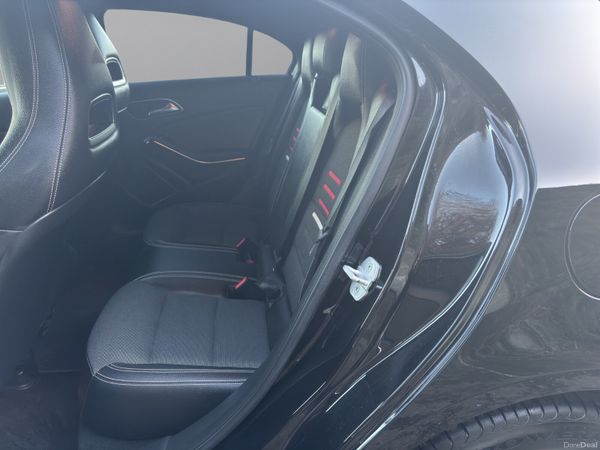 2017 MERC A180 (S16) 380809929