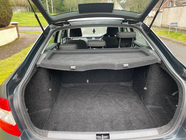 Skoda Octavia 1.6 Inly 114,000 Klms ! 380820315