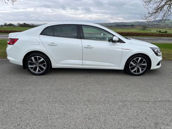 Renault Megane 2017 Signature 1.6 DCI 380960175
