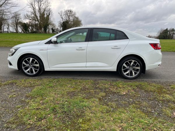 Renault Megane 2017 Signature 1.6 DCI 380960183