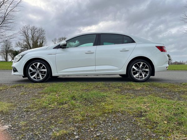 Renault Megane 2017 Signature 1.6 DCI 380960279