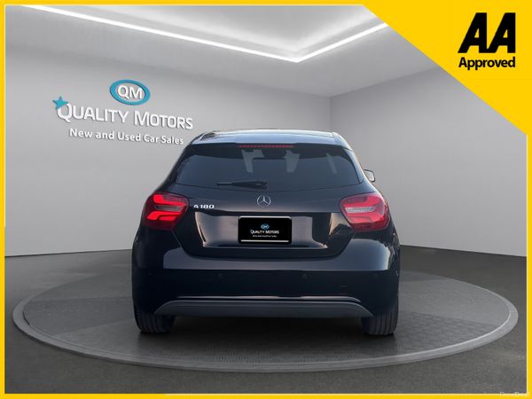 2017 MERC A180 (S16) 380960911