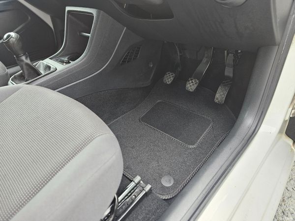 VW UP! // ONE OWNER IRISH CAR // NEW 2027 NCT 380978711