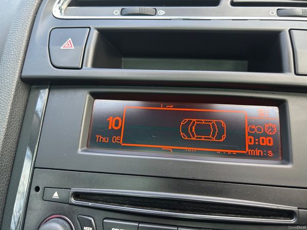 2017 PEUGEOT 5008 ACTIVE PETROL PANORAMIC ROOF 380989405