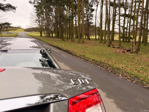 Mercedes-Benz E-Class 2011 380900241