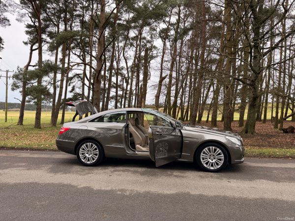 Mercedes-Benz E-Class 2011 380900263