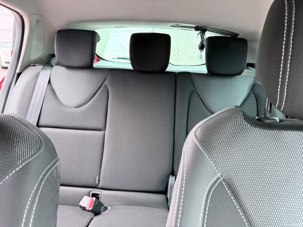 Renault Clio 0.9 Petrol Iconic TCE New NCT 380906345