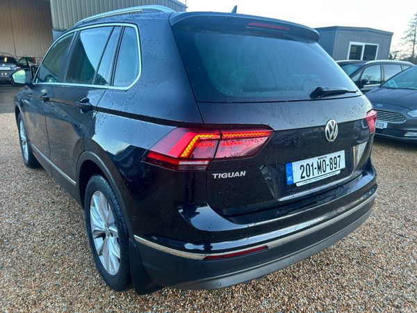 Volkswagen Tiguan highline 380907379