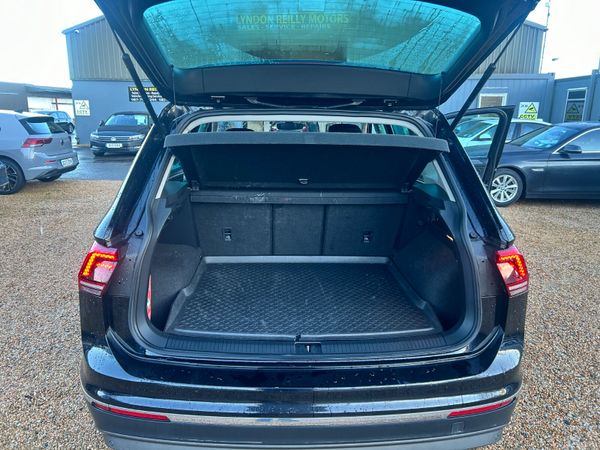 Volkswagen Tiguan highline 380907389