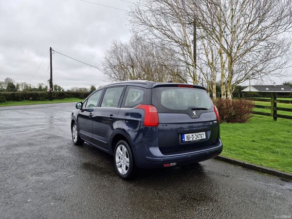 7 Seater Peugeot 5008 1.6 HDI Diesel car 380911943