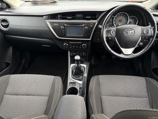 2015 Toyota Auris 1.33 VVT-I Nct 10/26 380920201
