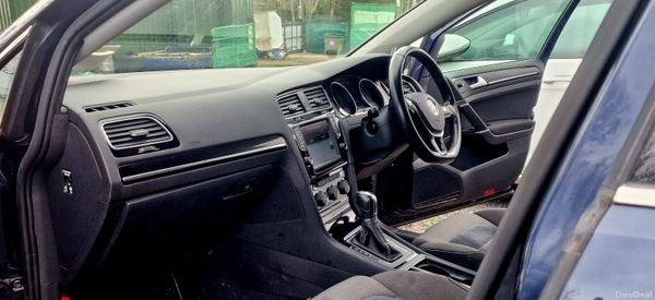 Volkswagen Golf 2014 380925621