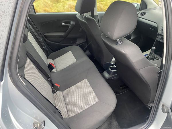 Volkswagen Polo 2014 380935979