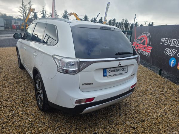 Mitsubishi Outlander 2014 380936277