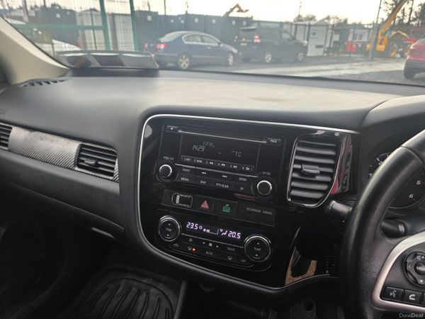 Mitsubishi Outlander 2014 380936367