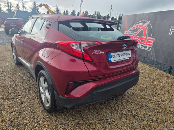 Toyota C-HR 2017 380938711