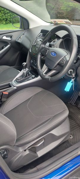 Ford Focus 2016 380939649