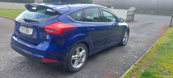Ford Focus 2016 380939611