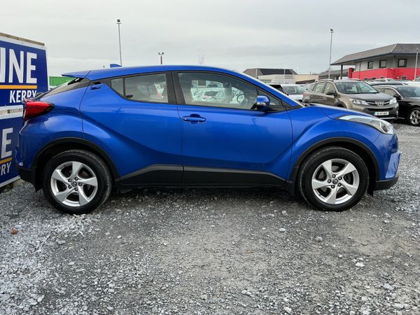2018 TOYOTA C-HR LUNA 1.2 PETROL NEW 2/28 SPOTLESS 381067105