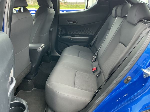 2018 TOYOTA C-HR LUNA 1.2 PETROL NEW 2/28 SPOTLESS 381067115