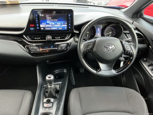 2018 TOYOTA C-HR LUNA 1.2 PETROL NEW 2/28 SPOTLESS 381067117