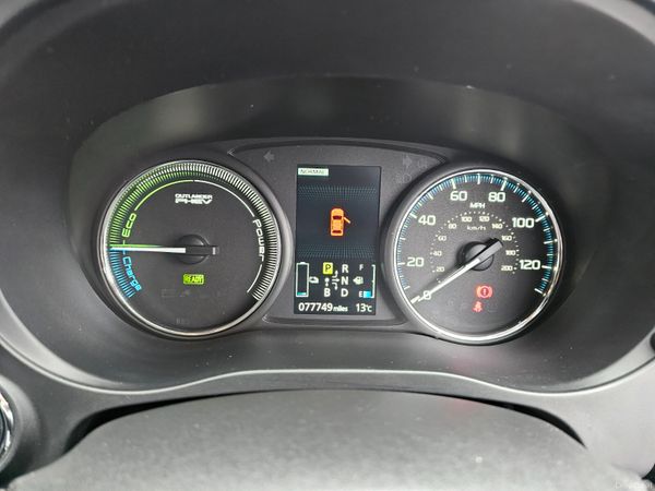 MITSUBISHI OUTLANDER PHEV 4X4 // LOW MILEAGE 381069857