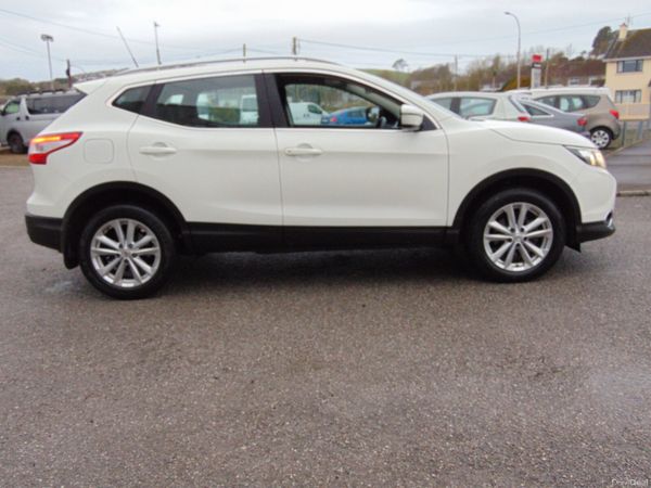 NISSAN QASHQAI 1.5 SV MY16 E6 4DR 381071141