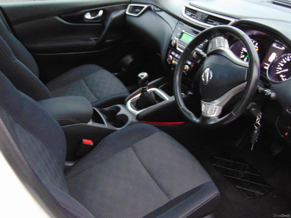 NISSAN QASHQAI 1.5 SV MY16 E6 4DR 381071159