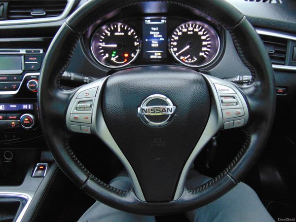 NISSAN QASHQAI 1.5 SV MY16 E6 4DR 381071161