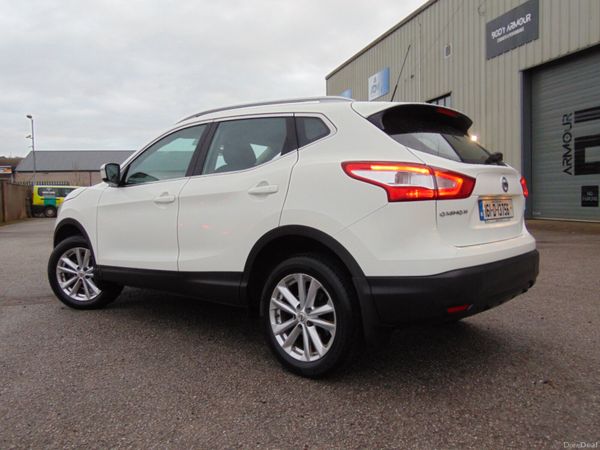 NISSAN QASHQAI 1.5 SV MY16 E6 4DR 381071127
