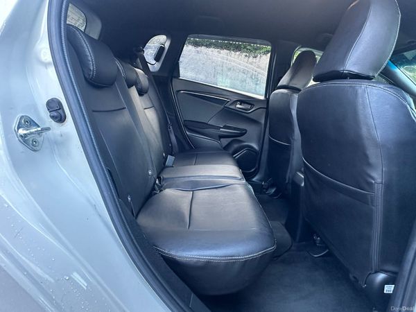 HONDA FIT 2019 S-SENSING EDITION TOP-SPECS 381073641