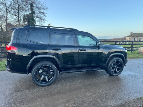 Toyota Landcruiser LC 300 3.3L V6  GR Sport***** 381075675