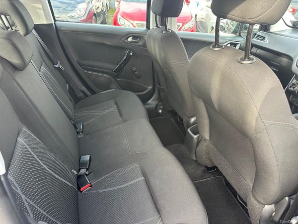 Peugeot 208 1.2 petrol VTI AUTO NCT LOW KMS 381088985