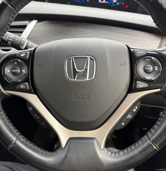 2016 Honda Jade 1.5 Hybrid 6 Seater 381022025