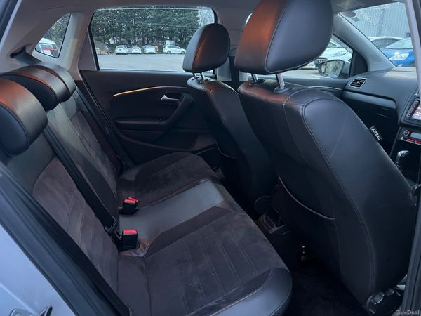 2016 VW POLO HIGHLINE NCT 02/28 381147607