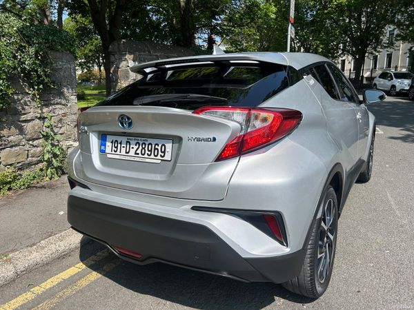 2019 TOYOTA CHR HYBRID NCT MARCH 2027 381159195