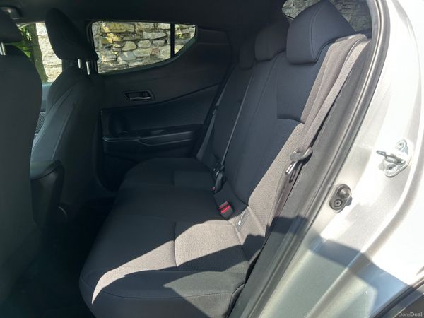 2019 TOYOTA CHR HYBRID NCT MARCH 2027 381159233