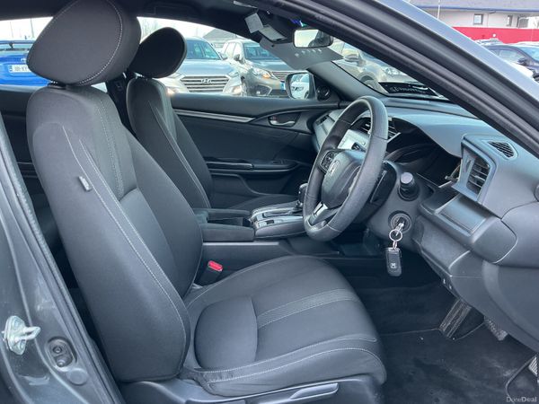 AUTOMATIC HONDA CIVIC PETROL 1 OWNER LOW KMS 381164489