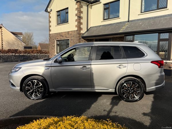 *Auto* 181 Mitsubishi Outlander PHEV! 381165515