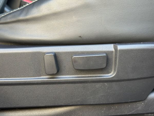 *Auto* 181 Mitsubishi Outlander PHEV! 381165537